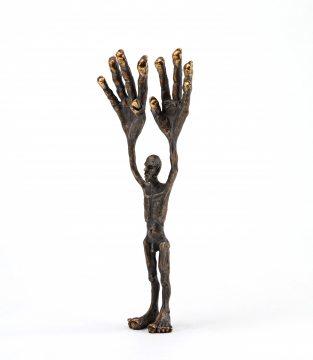 HANDS UP 2024 |  Tim David Trillsam Bronze / Plastik  34 x 15 x 4 cm Auflage 24 + 3 E.A